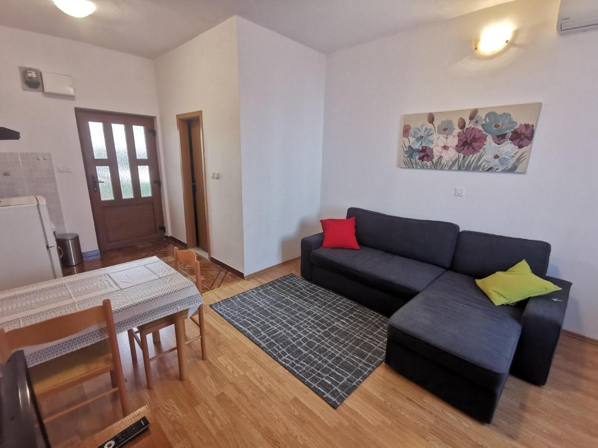 Uncle Apartment Makarska Exterior foto